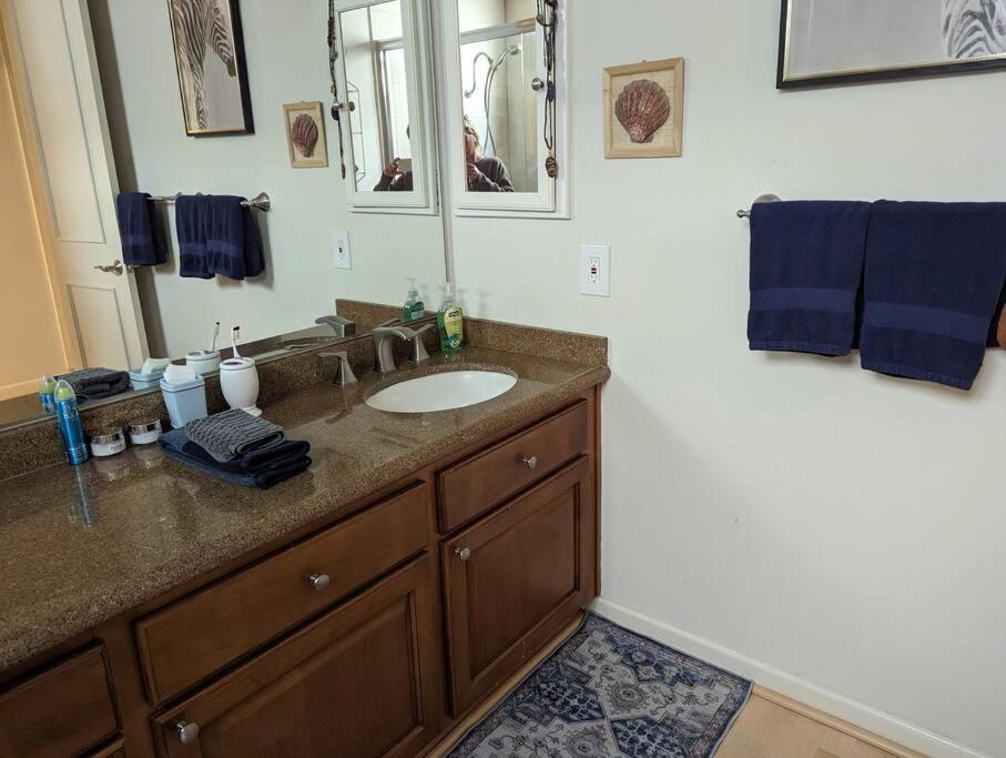 Spacious 2 Bedrooms. Prime Location ロサンゼルス エクステリア 写真